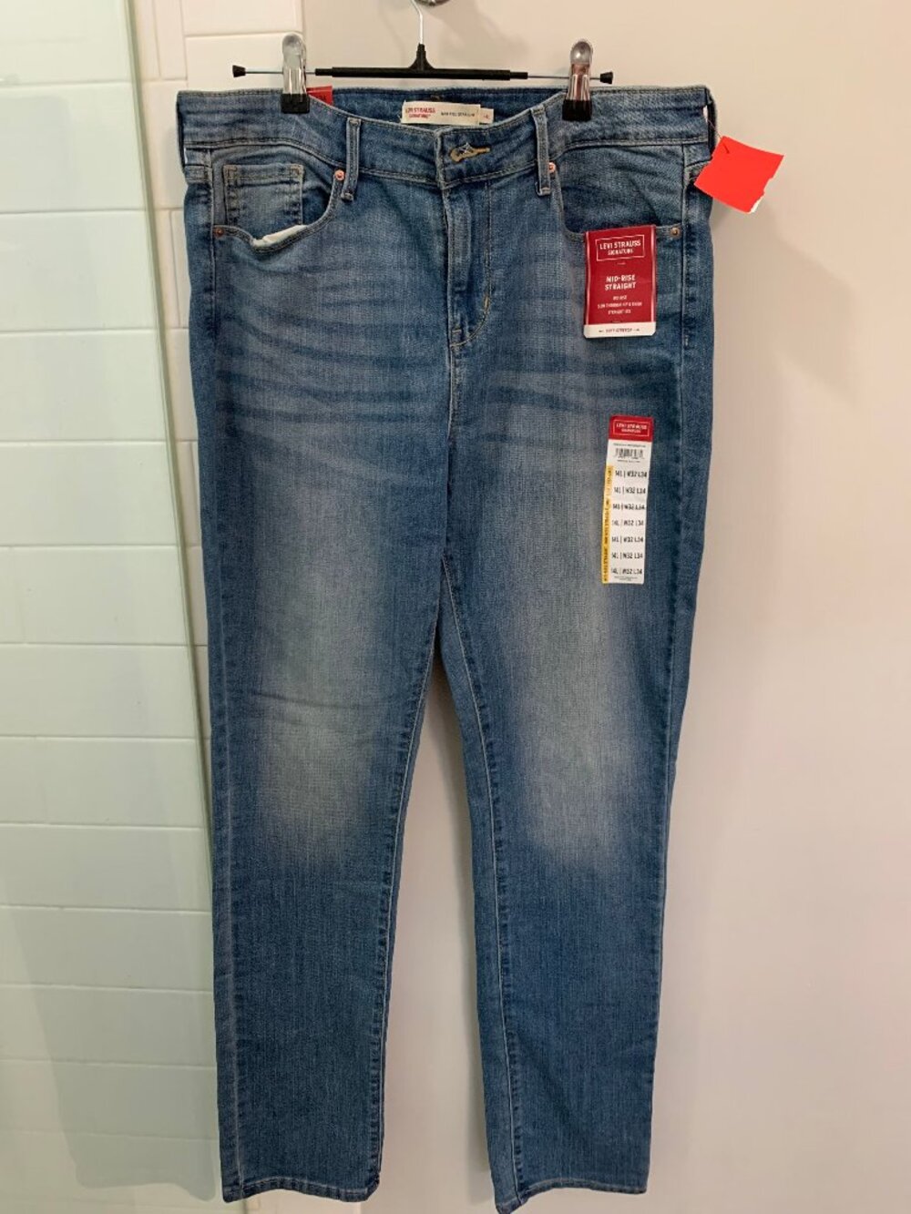 Levi Womens Denim Jeans Blue Size 14L 32x34 Mid-Rise Straight